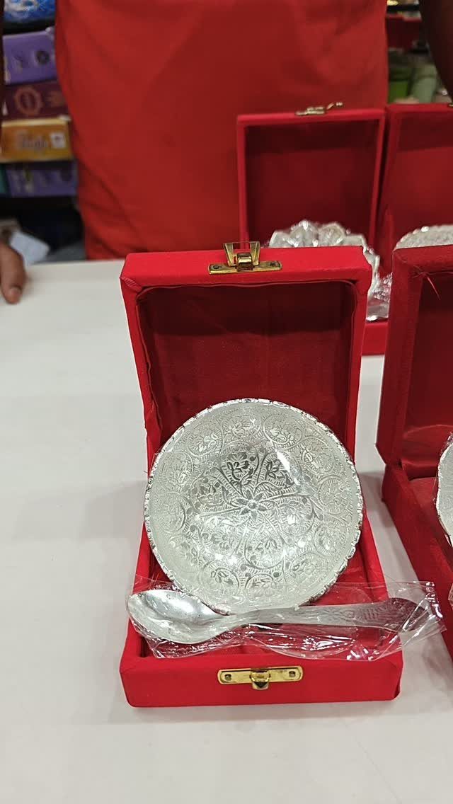 Silver ornate bowl and spoon set in a red velvet gift box